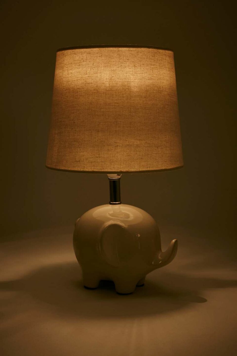 Elephant Lamp UK Plug - Image 3