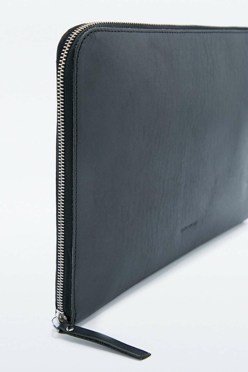 Sandqvist Gerd 13" Black Leather Laptop Sleeve - Image 3