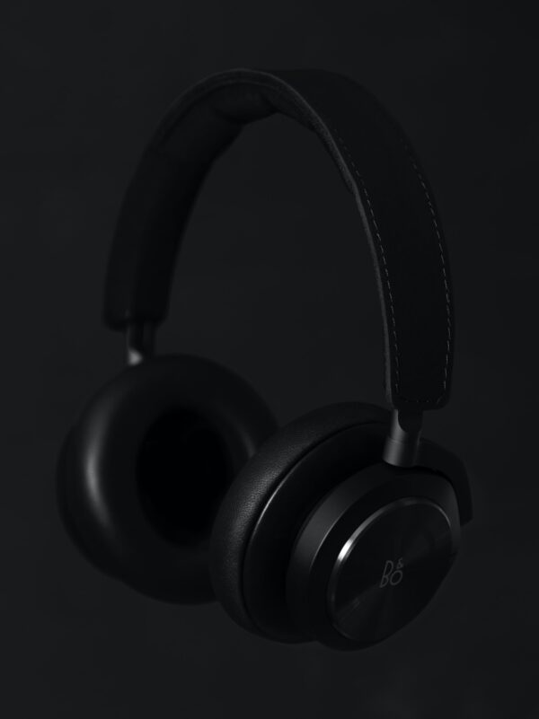 Studio Headphones - Image 3