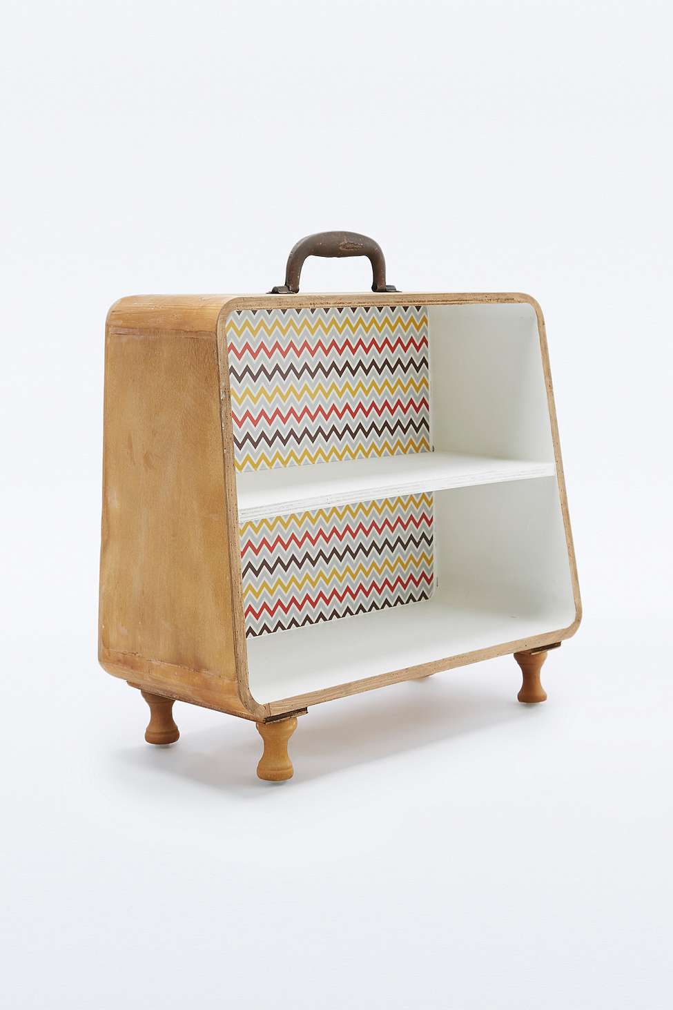 Pattern Suitcase Shelf
